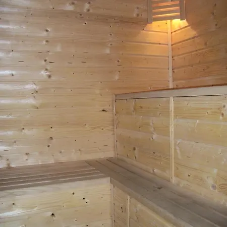 게스트하우스 Na Skwerku Stronie Śląskie